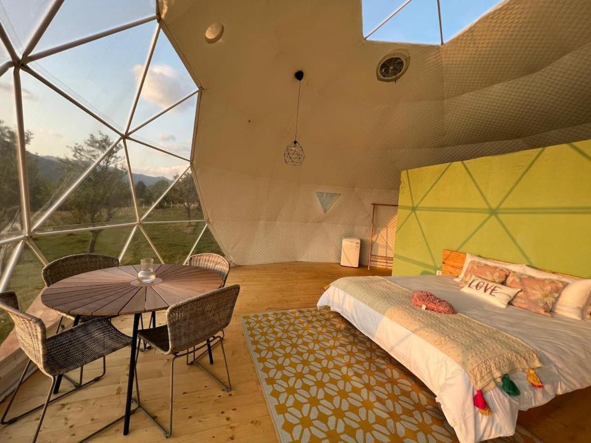 ホテル Tranquil Dome - Manta'S Retreat Glamping Cornereva エクステリア 写真