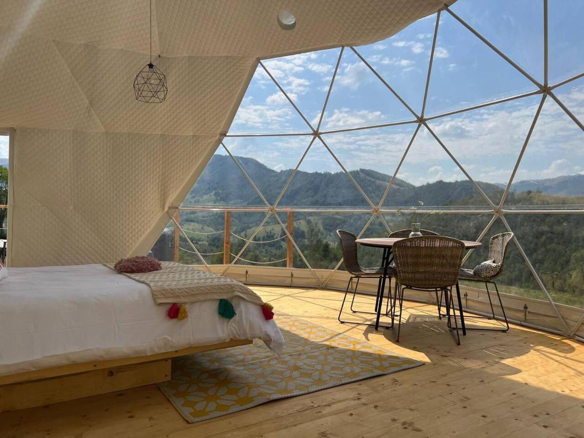 ホテル Tranquil Dome - Manta'S Retreat Glamping Cornereva エクステリア 写真