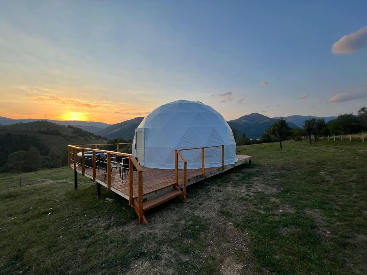 ホテル Tranquil Dome - Manta'S Retreat Glamping Cornereva エクステリア 写真