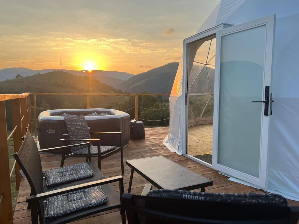 ホテル Tranquil Dome - Manta'S Retreat Glamping Cornereva エクステリア 写真